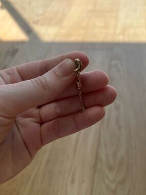 3/$15 Moon Chain Single Drop Earring